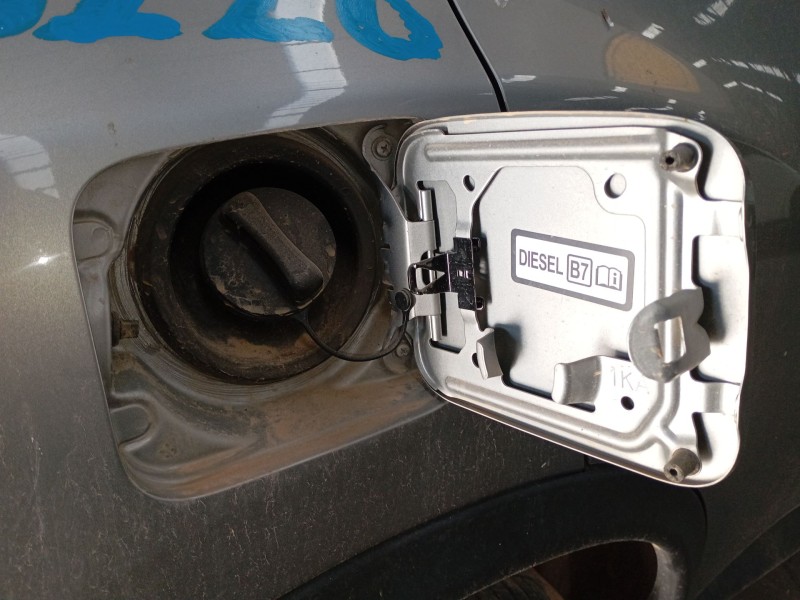 Recambio de tapa exterior combustible para nissan juke (f15) 1.5 dci referencia OEM IAM   