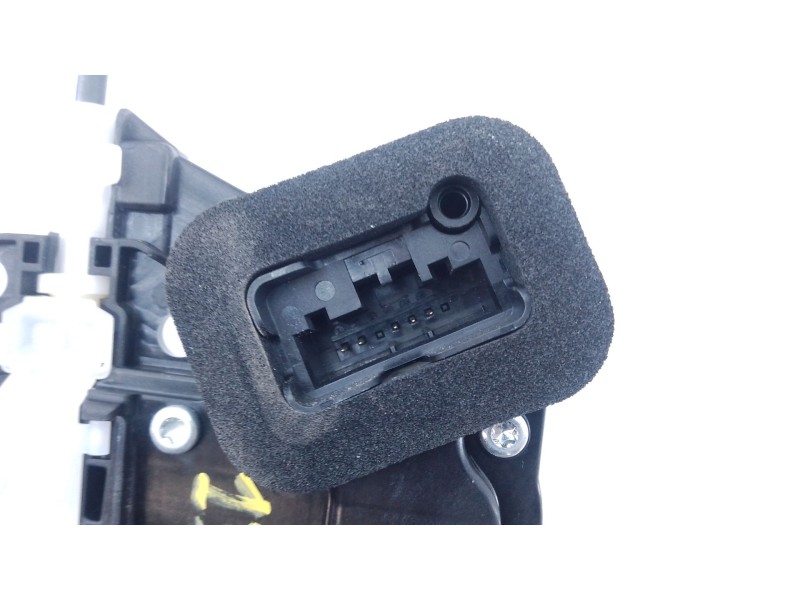 Recambio de cerradura puerta delantera derecha para skoda scala (nw1) 1.5 tsi referencia OEM IAM   