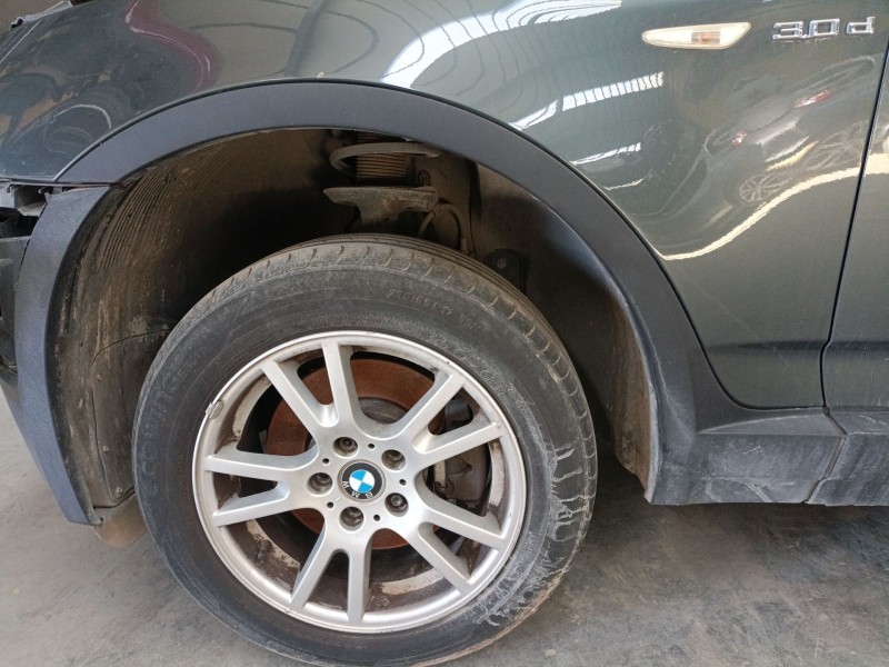 Recambio de aletin delantero izquierdo para bmw x3 (e83) 3.0 d referencia OEM IAM   