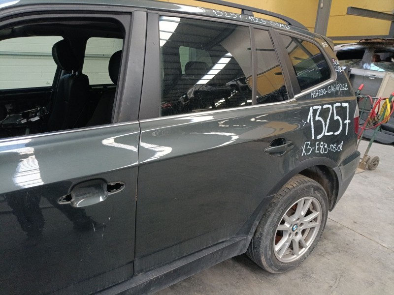 Recambio de puerta trasera izquierda para bmw x3 (e83) 3.0 d referencia OEM IAM   