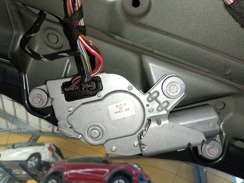 Recambio de motor limpia trasero para bmw x3 (e83) 3.0 d referencia OEM IAM 0390201824  
