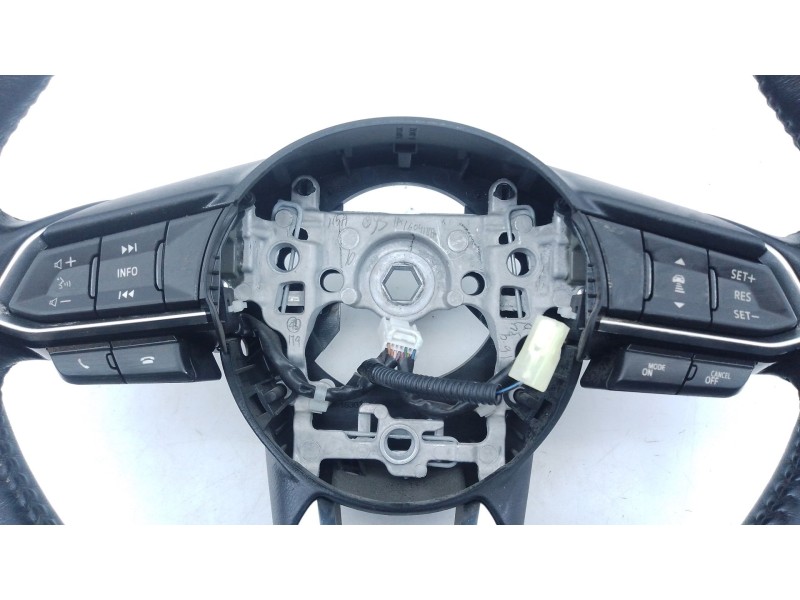 Recambio de volante para mazda 6 sedán (gj, gl) 2.0 (gj2, gl2, gl6) referencia OEM IAM   