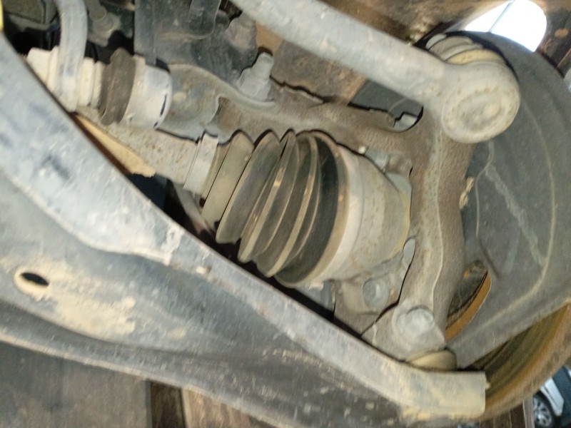 Recambio de mangueta delantera derecha para nissan juke (f15) 1.5 dci referencia OEM IAM   