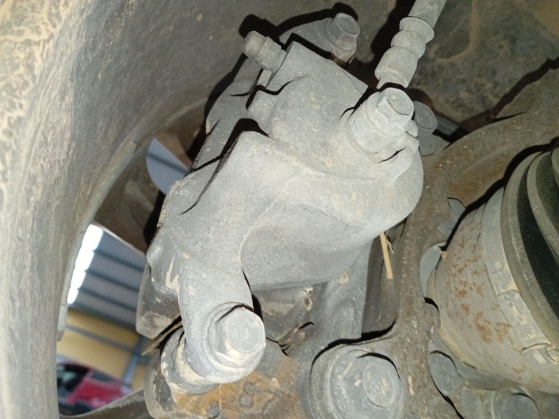 Recambio de pinza freno delantera derecha para nissan juke (f15) 1.5 dci referencia OEM IAM   