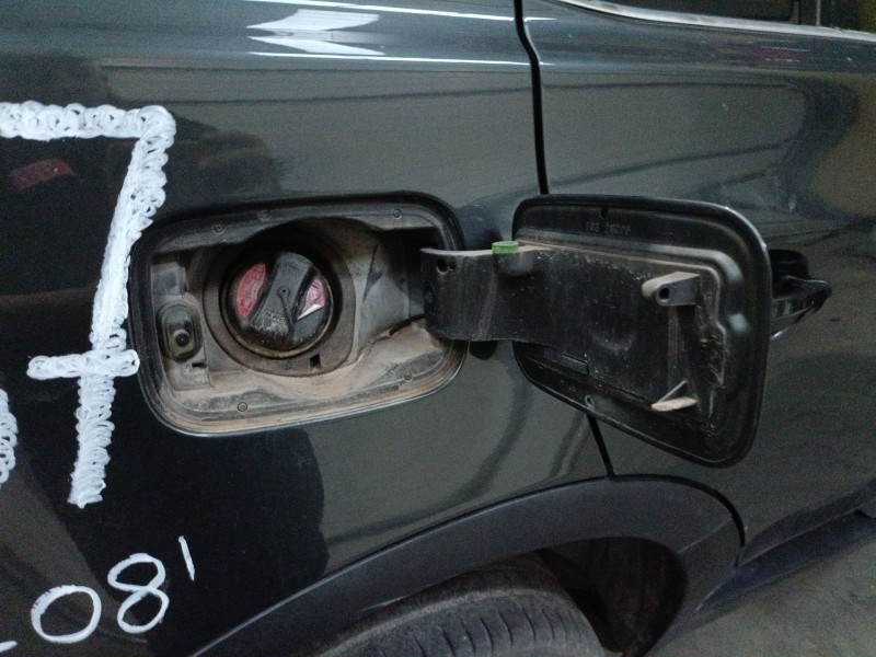 Recambio de tapa exterior combustible para bmw x3 (e83) 3.0 d referencia OEM IAM   