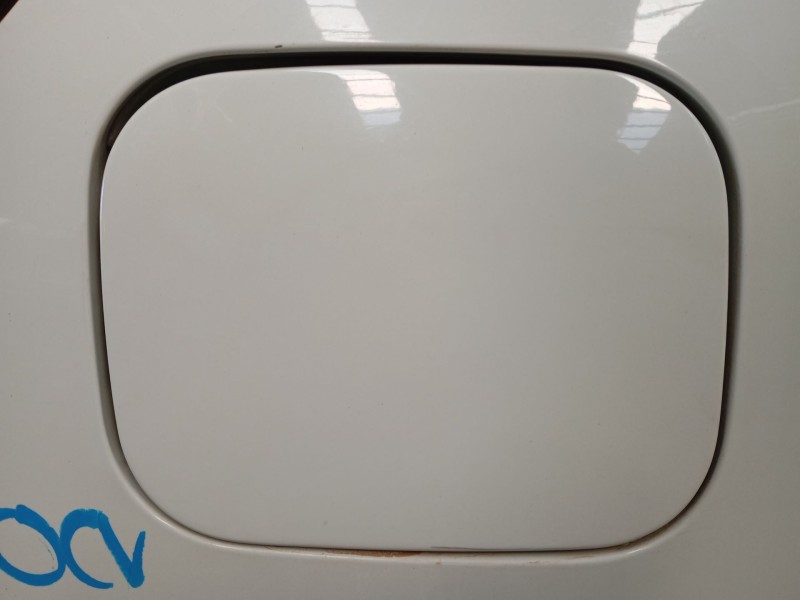 Recambio de tapa exterior combustible para nissan qashqai ii (j11, j11_) 1.6 dci referencia OEM IAM   