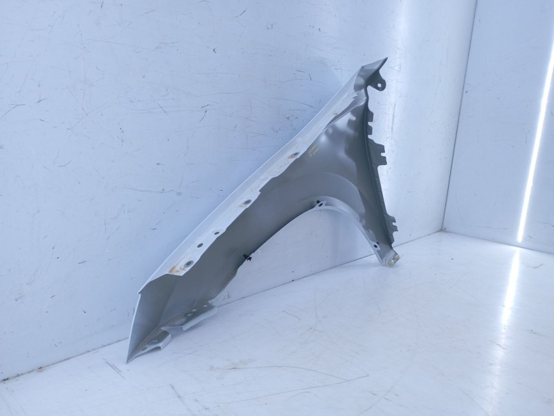 Recambio de aleta delantera derecha para skoda karoq 2.0 tdi nu7 referencia OEM IAM   