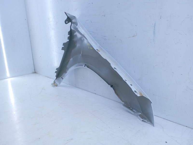 Recambio de aleta delantera izquierda para skoda karoq 2.0 tdi nu7 referencia OEM IAM   