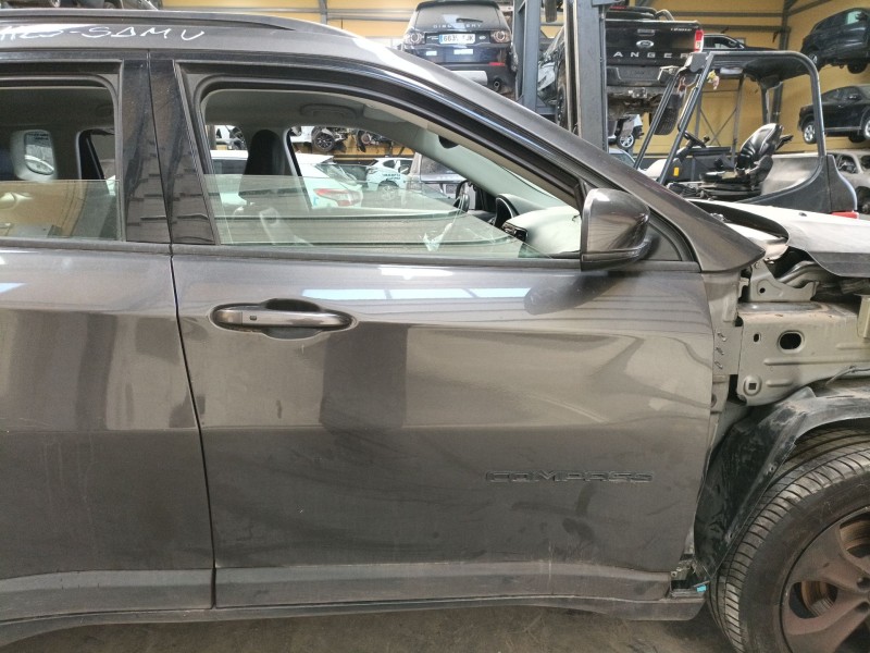 Recambio de puerta delantera derecha para jeep compass (mp, m6, mv, m7) 1.4 multiair referencia OEM IAM   