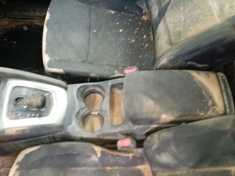 Recambio de consola central para nissan qashqai ii (j11, j11_) 1.6 dci referencia OEM IAM   