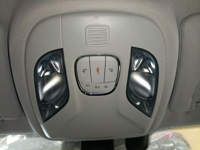 Recambio de luz interior para jeep compass (mp, m6, mv, m7) 1.4 multiair referencia OEM IAM   