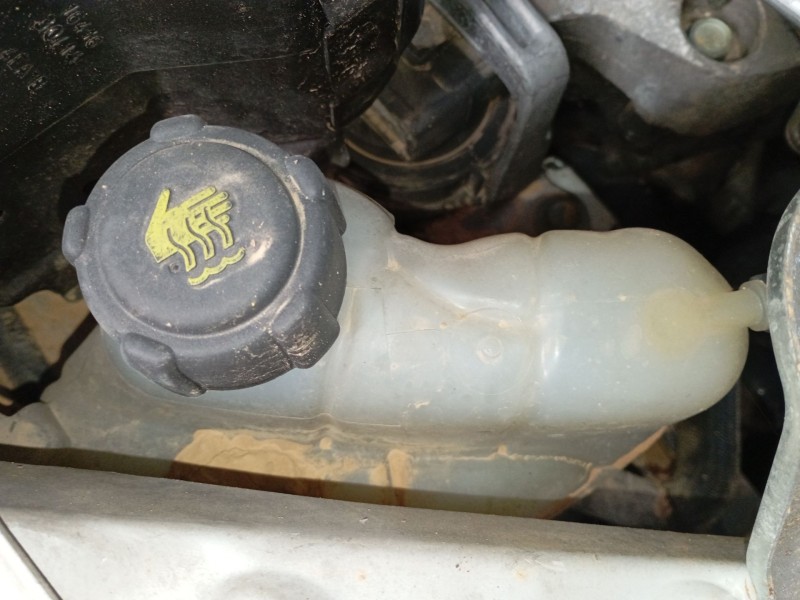 Recambio de deposito expansion para nissan qashqai ii (j11, j11_) 1.6 dci referencia OEM IAM   