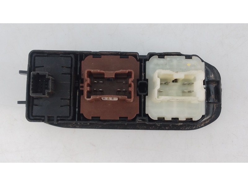 Recambio de mando elevalunas delantero izquierdo para dacia duster ii prestige referencia OEM IAM   