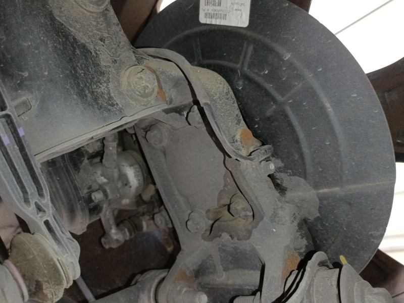 Recambio de mangueta trasera derecha para jeep compass (mp, m6, mv, m7) 1.4 multiair referencia OEM IAM   