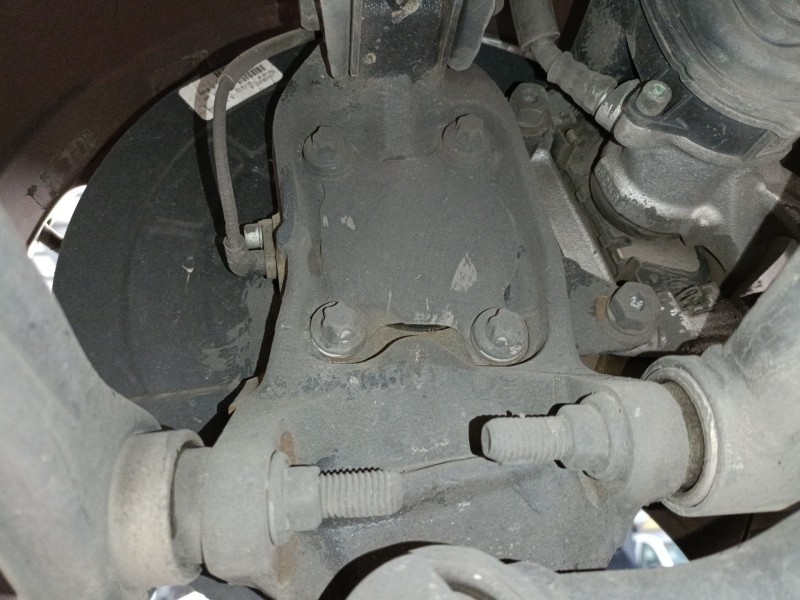 Recambio de mangueta trasera izquierda para jeep compass (mp, m6, mv, m7) 1.4 multiair referencia OEM IAM   