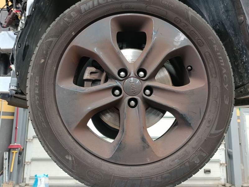 Recambio de llanta para jeep compass (mp, m6, mv, m7) 1.4 multiair referencia OEM IAM 225/55/18  