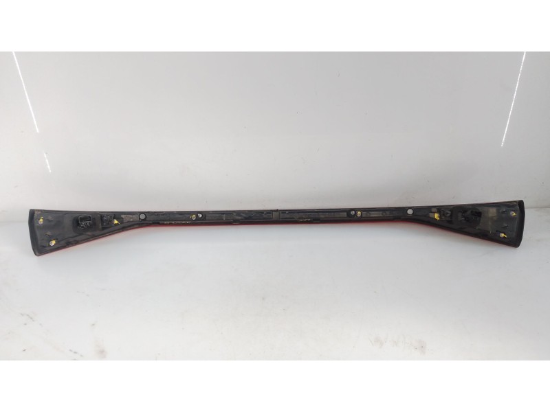 Recambio de piloto trasero central para seat leon sportstourer kl8 fr hybrid referencia OEM IAM   