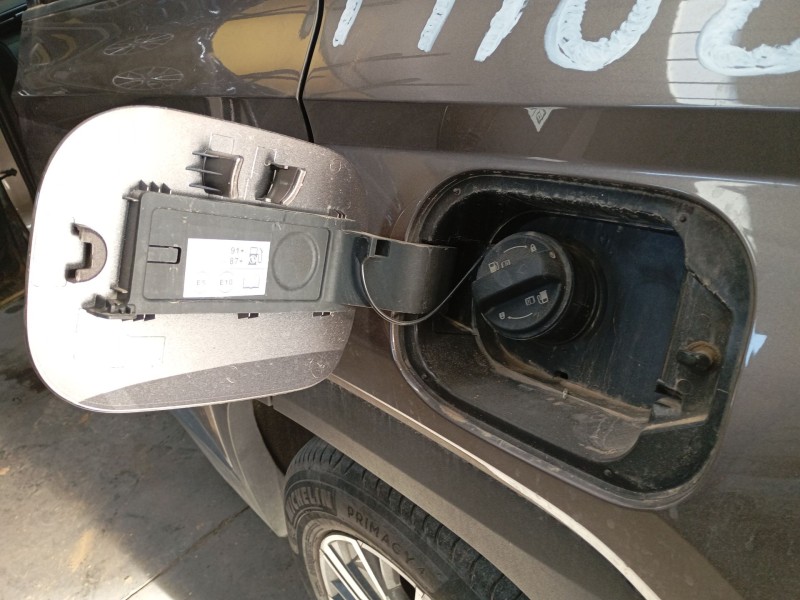 Recambio de tapa exterior combustible para hyundai tucson (nx4e, nx4a) 1.6 t-gdi referencia OEM IAM   