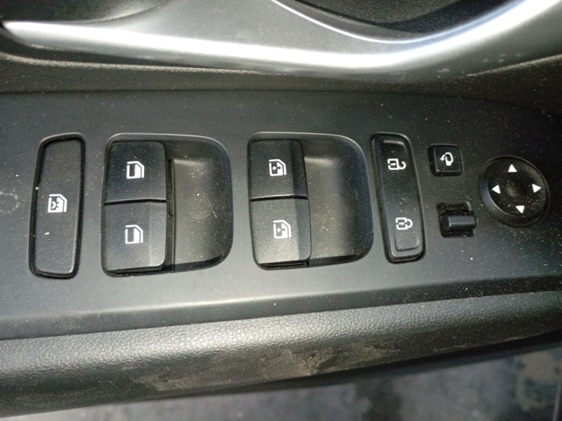 Recambio de mando elevalunas delantero izquierdo para hyundai tucson (nx4e, nx4a) 1.6 t-gdi referencia OEM IAM   