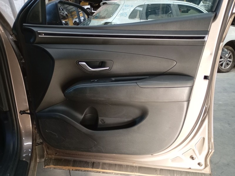 Recambio de guarnecido puerta delantera derecha para hyundai tucson (nx4e, nx4a) 1.6 t-gdi referencia OEM IAM   