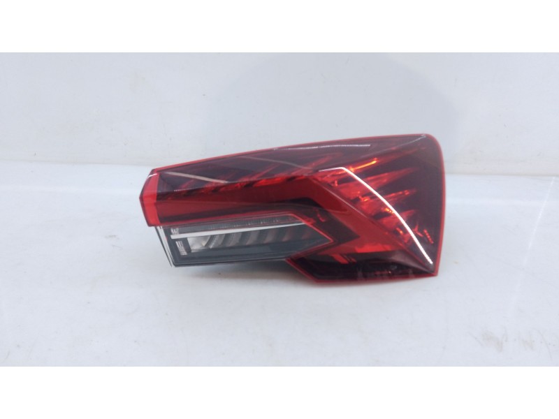 Recambio de piloto trasero derecho para skoda octavia iv nx3 vrs 2.0 tsi referencia OEM IAM   