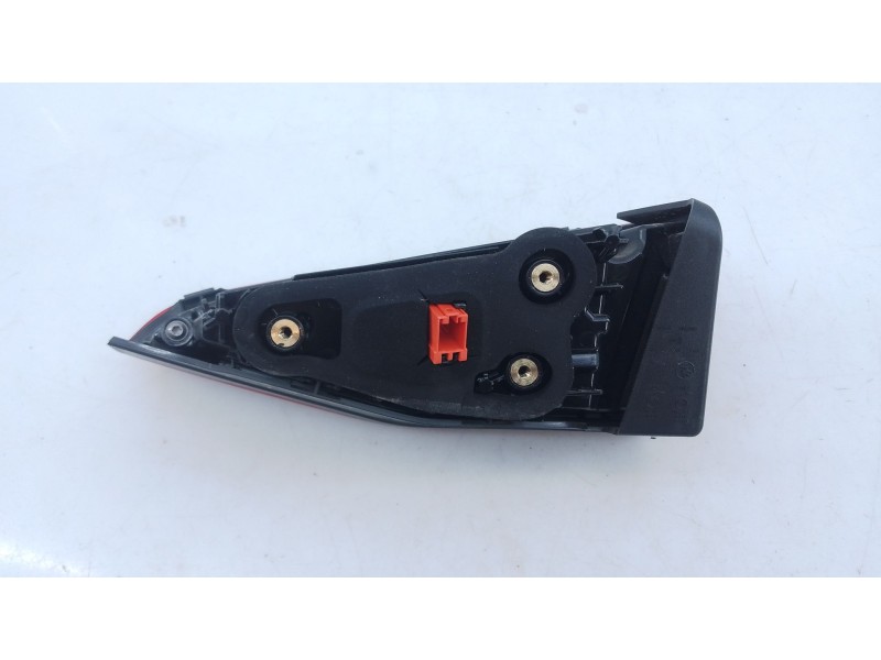 Recambio de piloto trasero izquierdo porton para skoda octavia iv nx3 vrs 2.0 tsi referencia OEM IAM   