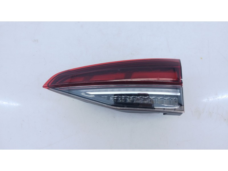 Recambio de piloto trasero derecho porton para skoda octavia iv nx3 vrs 2.0 tsi referencia OEM IAM   