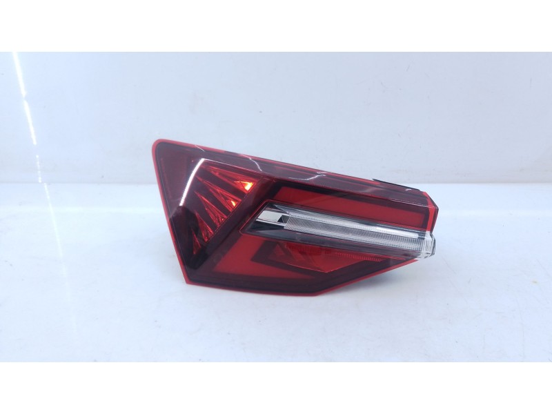 Recambio de piloto trasero izquierdo para skoda karoq (nu7, nd7) 1.5 tsi referencia OEM IAM   