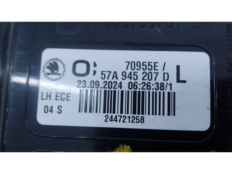 Recambio de piloto trasero izquierdo para skoda karoq (nu7, nd7) 1.5 tsi referencia OEM IAM   