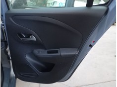 GUARNECIDO PUERTA TRASERA DERECHA 