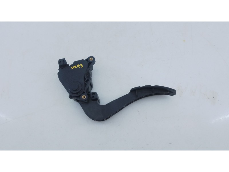 Recambio de pedal acelerador para renault megane iv berlina 5p limited referencia OEM IAM 180026830R  