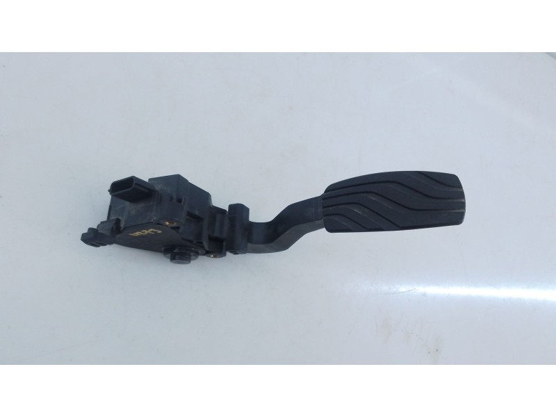 Recambio de pedal acelerador para renault megane iv berlina 5p limited referencia OEM IAM 180026830R  