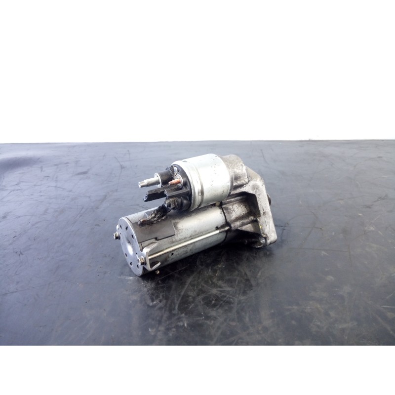 Recambio de motor arranque para renault megane iii berlina 5 p limited referencia OEM IAM 233003329R  