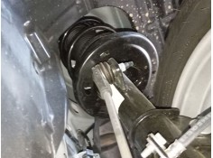 Recambio de amortiguador delantero izquierdo para opel corsa f (p2jo) 1.2 (68) referencia OEM IAM   