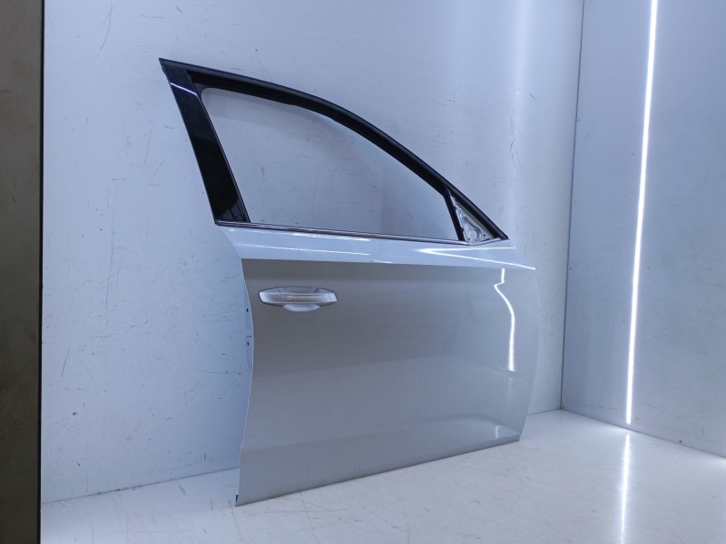 Recambio de puerta delantera derecha para skoda kamiq (nw4) 1.0 tsi referencia OEM IAM   E4-B4-16