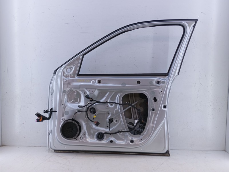 Recambio de puerta delantera derecha para skoda kamiq (nw4) 1.0 tsi referencia OEM IAM   E4-B4-16