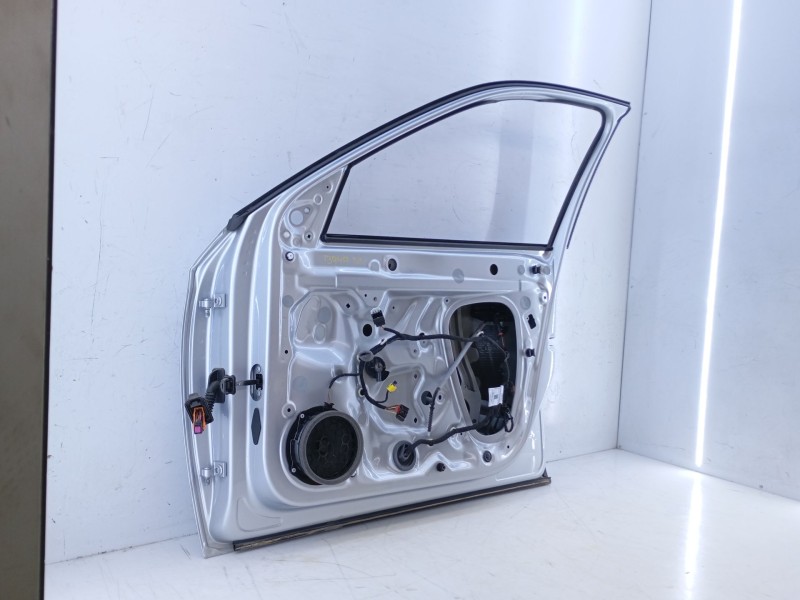 Recambio de puerta delantera derecha para skoda kamiq (nw4) 1.0 tsi referencia OEM IAM   E4-B4-16