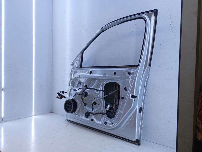 Recambio de puerta delantera derecha para skoda kamiq (nw4) 1.0 tsi referencia OEM IAM   E4-B4-16