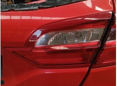 PILOTO TRASERO DERECHO PORTON 