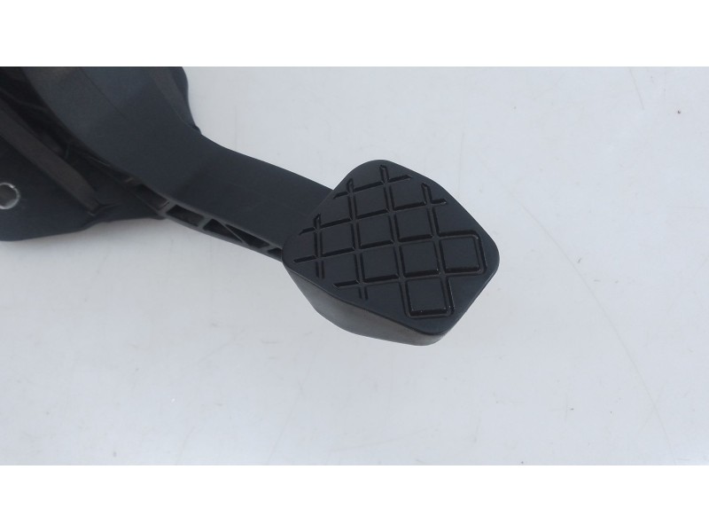 Recambio de pedal embrague para seat ateca (kh7) xcellence referencia OEM IAM   