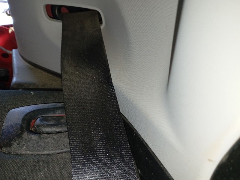 Recambio de cinturon seguridad trasero izquierdo para ford fiesta vii (hj, hf) 1.1 ti-vct referencia OEM IAM   