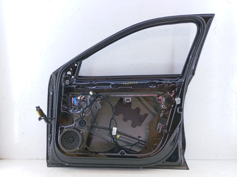 Recambio de puerta delantera derecha para skoda octavia iv nx3 vrs 2.0 tsi referencia OEM IAM   E4-B4-16