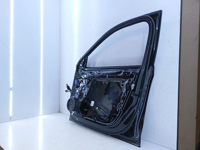 Recambio de puerta delantera derecha para skoda octavia iv nx3 vrs 2.0 tsi referencia OEM IAM   E4-B4-16