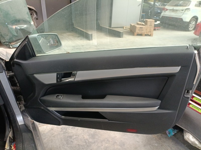 Recambio de guarnecido puerta delantera derecha para mercedes-benz clase e coupé (c207) e 250 cdi / bluetec / d (207.303, 207.30