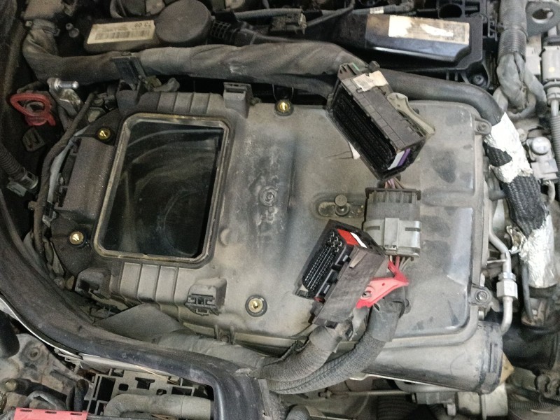 Recambio de filtro aire para mercedes-benz clase e coupé (c207) e 250 cdi / bluetec / d (207.303, 207.304) referencia OEM IAM   