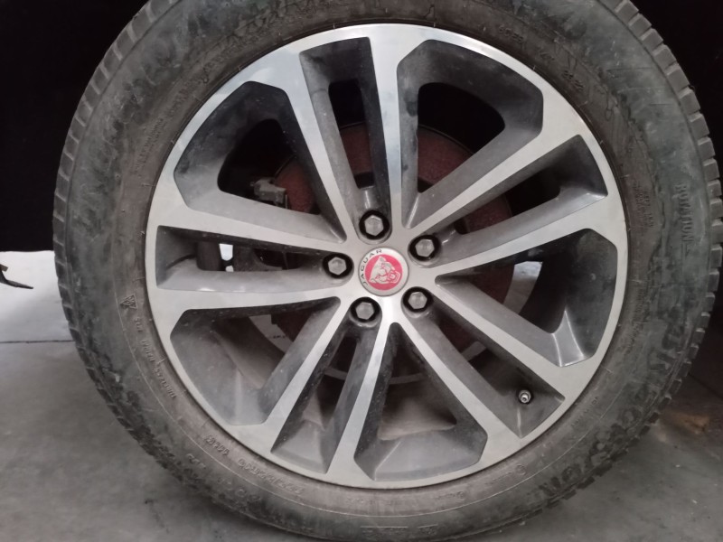 Recambio de juego llantas para jaguar f-pace (x761) 3.0 sdv6 awd referencia OEM IAM 255/55/19  