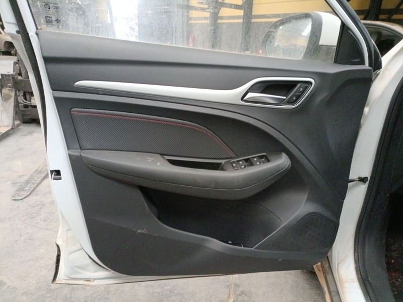 Recambio de guarnecido puerta delantera izquierda para mg zs suv (azs1) 1.5 vti referencia OEM IAM   