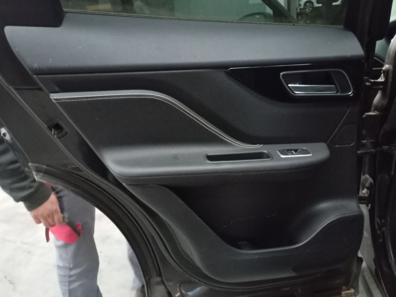 Recambio de guarnecido puerta trasera izquierda para jaguar f-pace (x761) 3.0 sdv6 awd referencia OEM IAM   