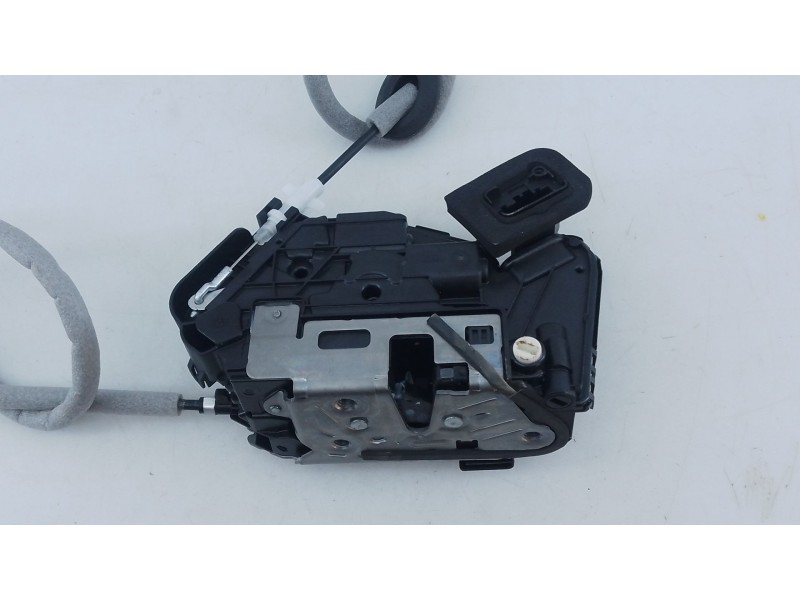 Recambio de cerradura puerta trasera derecha para cupra formentor (kmp) 1.5 tsi referencia OEM IAM   