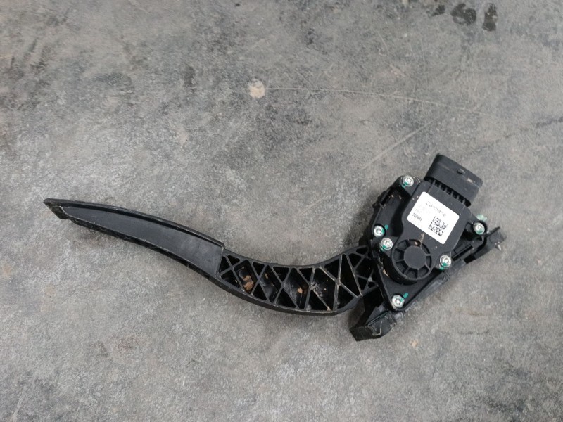 Recambio de pedal acelerador para mg zs suv (azs1) 1.5 vti referencia OEM IAM 368688 50100101 